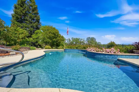 Exterior - 20589 Catka Dr, Redding, CA 96003 photo 13 of 21