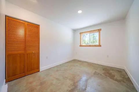 Bedroom - 21855 Graham Rd, Manton, CA 96059 photo 2 of 6