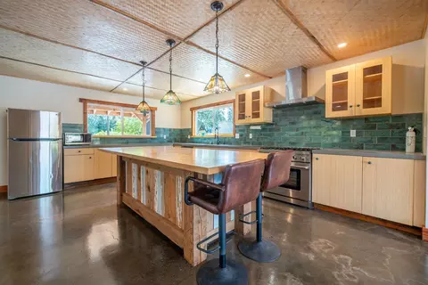 Kitchen - 21855 Graham Rd, Manton, CA 96059 photo 6 of 7