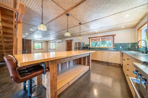 Kitchen - 21855 Graham Rd, Manton, CA 96059 photo 2 of 7