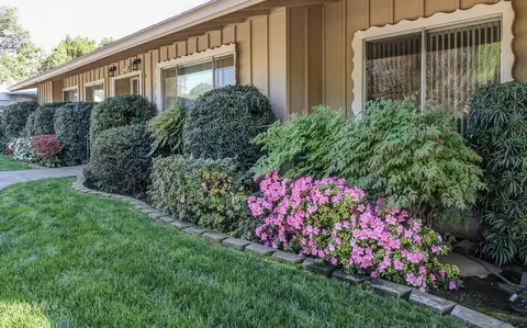 19279 Green Acres West Ln, Redding, CA 96002