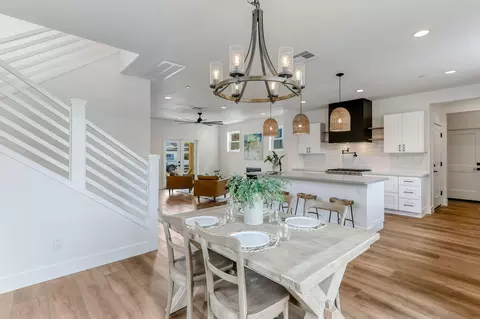 Dining - 2486 Neighborly Way, Redding, CA 96001 photo 1 of 3