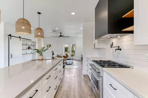 Kitchen - 2486 Neighborly Way, Redding, CA 96001 photo 5 of 6