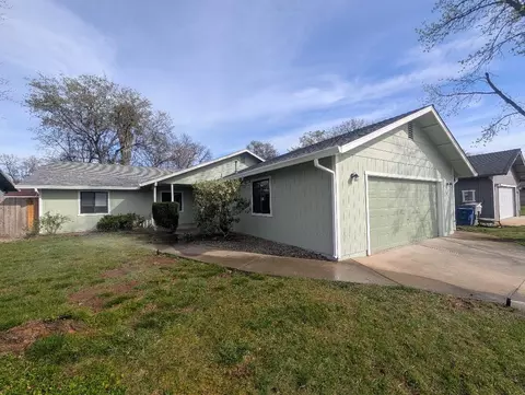 Exterior - 1925 Trumpet Dr, Redding, CA 96003 photo 5 of 6