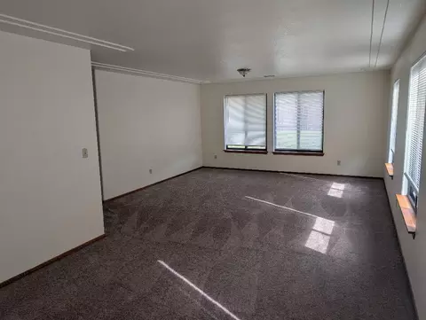 Living - 1925 Trumpet Dr, Redding, CA 96003 photo 2 of 5