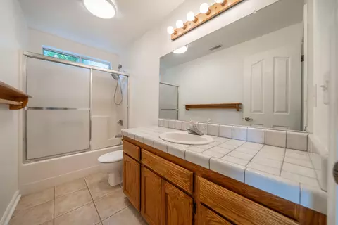 Bath - 2166 Wicklow St, Redding, CA 96001 photo 1 of 3