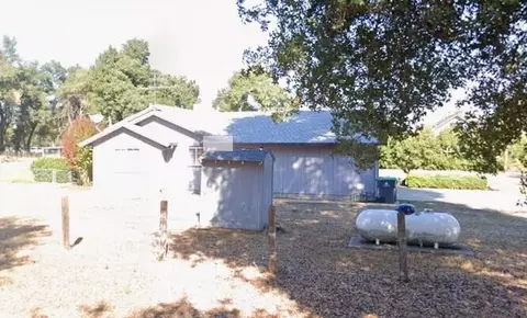 19325 Hooker Creek Rd, Cottonwood, CA 96022