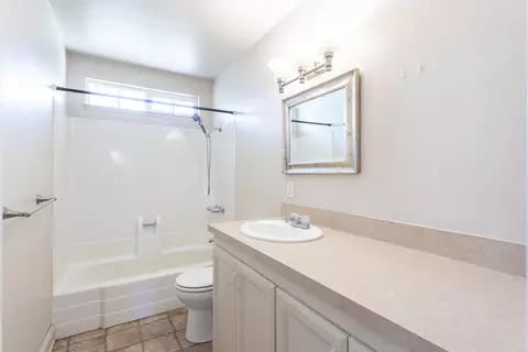 Bath - 3562 Orion Way, Redding, CA 96002 photo 2 of 2