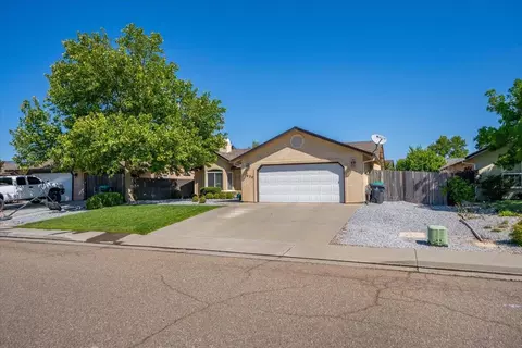 Exterior - 1430 Crosspoint Way, Red Bluff, CA 96080 photo 9 of 10