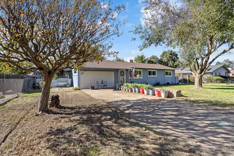 Exterior - 13527 Evelyn St, Red Bluff, CA 96080 photo 9 of 10