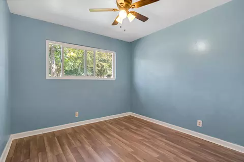 Bedroom - 13527 Evelyn St, Red Bluff, CA 96080 photo 3 of 3