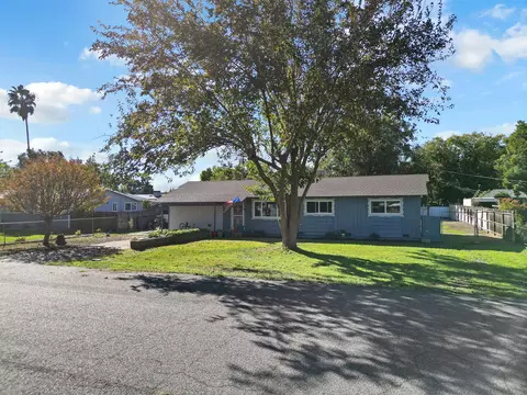 Exterior - 13527 Evelyn St, Red Bluff, CA 96080 photo 2 of 10