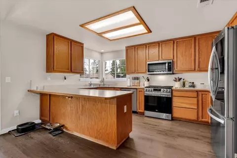 Kitchen - 1675 Hominy Way, Redding, CA 96003 photo 1 of 6