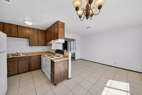 Other - 948 Jamieson Ct, Redding, CA 96003 photo 2 of 4