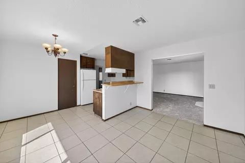 Dining - 948 Jamieson Ct, Redding, CA 96003 photo 1 of 2
