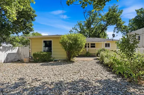 1523 Olive Ave, Redding, CA 96001