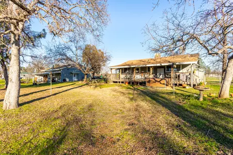 Exterior - 11670 Homestead Ln, Redding, CA 96003 photo 9 of 18