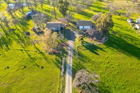 View/Area - 11670 Homestead Ln, Redding, CA 96003 photo 1 of 2