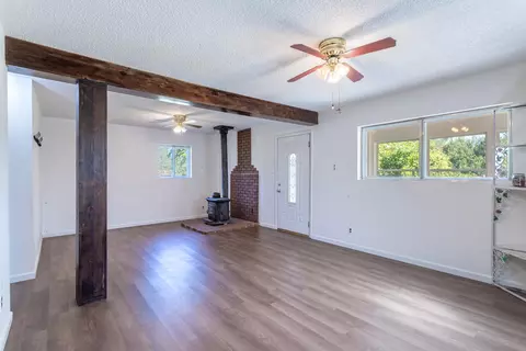 Living - 6329 Oak St, Anderson, CA 96007 photo 1 of 5