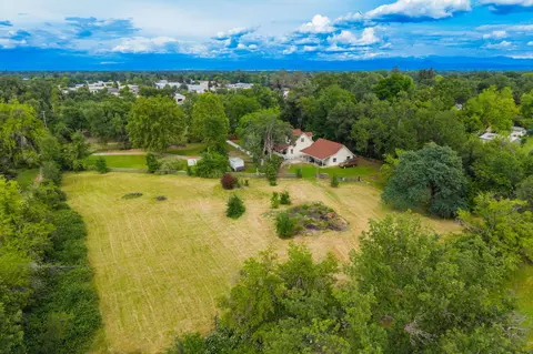 6024 Hornbeck Ln, Anderson, CA 96007