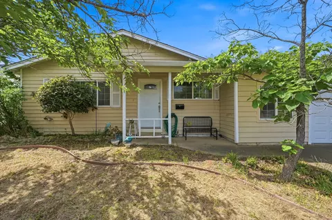 2167 Knobcone Ave, Anderson, CA 96007