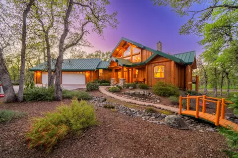 Exterior - 15920 El Camino Robles Rd, Redding, CA 96001 photo 11 of 20