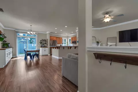 Entry Way - 3547 Laramie St, Redding, CA 96002 photo 1 of 4