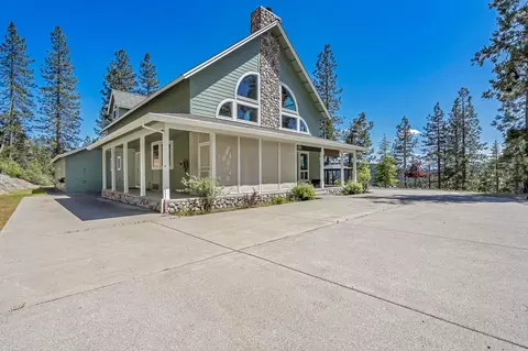 Exterior - 211 Strope Creek Rd, Trinity Center, CA 96091 photo 3 of 12