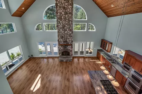 Living - 211 Strope Creek Rd, Trinity Center, CA 96091 photo 5 of 8