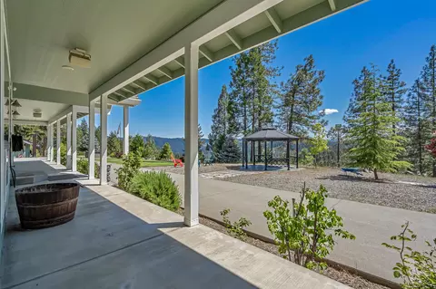Exterior - 211 Strope Creek Rd, Trinity Center, CA 96091 photo 7 of 12