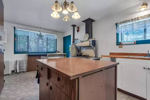 Kitchen - 211 Strope Creek Rd, Trinity Center, CA 96091 photo 5 of 5
