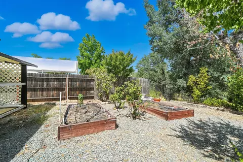 Exterior - 3588 Magnums Way, Redding, CA 96003 photo 9 of 12