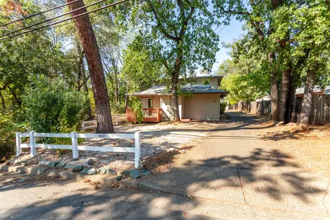 4845 Front St, Shasta Lake, CA 96019