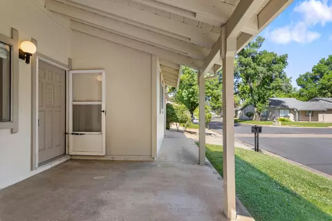Exterior - 1834 Del Mar Ave, Redding, CA 96003 photo 2 of 4