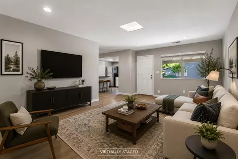 Living - 1834 Del Mar Ave, Redding, CA 96003 photo 1 of 3
