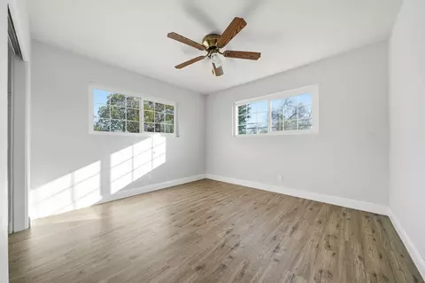Bedroom - 2215 Oxford Rd, Redding, CA 96002 photo 2 of 6