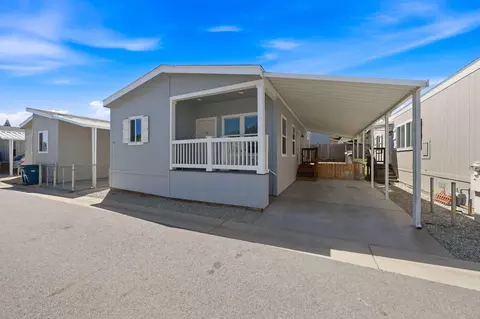 14740 Bass Dr, Redding, CA 96003 photo 2