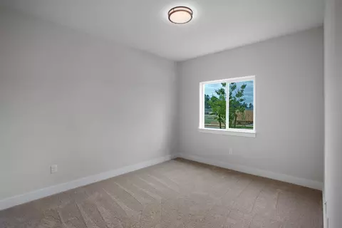 Bedroom - 3424 Lowland Ave, Redding, CA 96002 photo 7 of 7