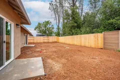 Exterior - 3424 Lowland Ave, Redding, CA 96002 photo 3 of 7
