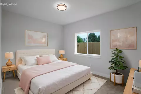 Bedroom - 3424 Lowland Ave, Redding, CA 96002 photo 4 of 7