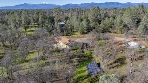 12394 Angora Dr, Redding, CA 96003 photo 23