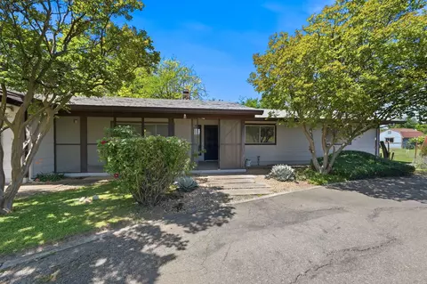 Exterior - 15695 Johnson Rd, Red Bluff, CA 96080 photo 4 of 17