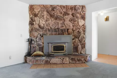 Living - 15695 Johnson Rd, Red Bluff, CA 96080 photo 4 of 7