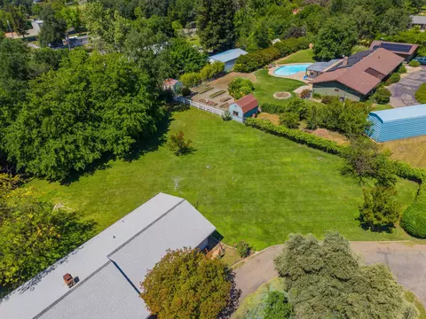 View/Area - 15695 Johnson Rd, Red Bluff, CA 96080 photo 5 of 9