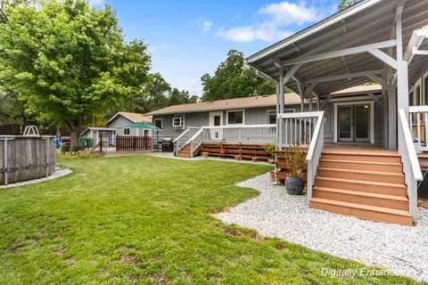 Exterior - 9891 Harley Leighton Rd, Redding, CA 96003 photo 4 of 11