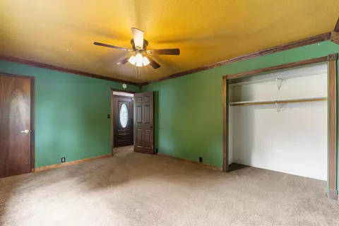 Bedroom - 9891 Harley Leighton Rd, Redding, CA 96003 photo 6 of 6