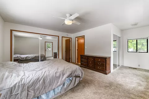 Bedroom - 9891 Harley Leighton Rd, Redding, CA 96003 photo 2 of 6