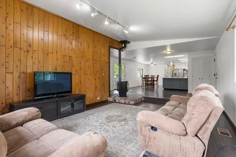 Living - 9891 Harley Leighton Rd, Redding, CA 96003 photo 2 of 2