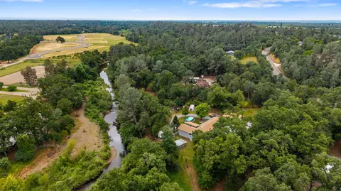 View/Area - 9891 Harley Leighton Rd, Redding, CA 96003 photo 5 of 8
