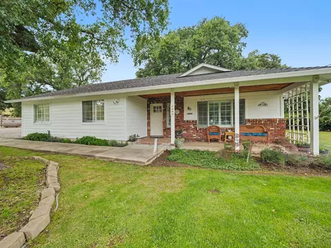 7008 Beatie Rd, Anderson, CA 96007